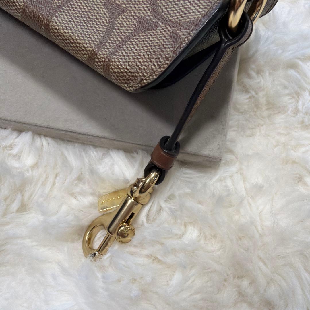 coach コーチ　シグネチャー　メガネケース　ターンロック　ゴールド金具