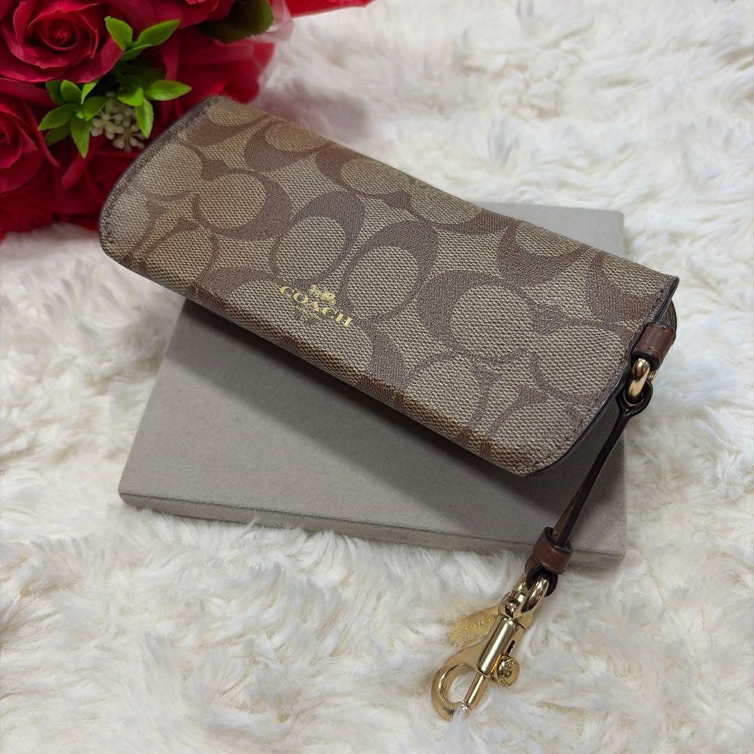 coach コーチ　シグネチャー　メガネケース　ターンロック　ゴールド金具