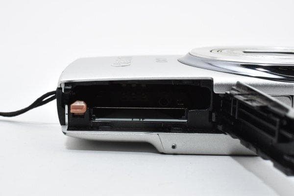 ★実用品★ Canon IXY140　B017