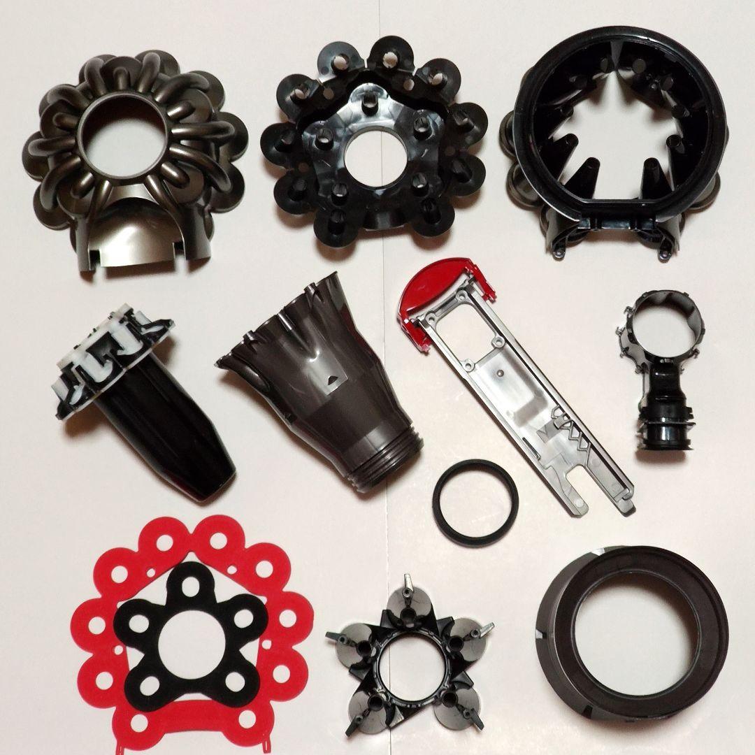 ダイソンV8SV10掃除機＋マキタ18vアダプターセット完全分解清掃済み 動作品