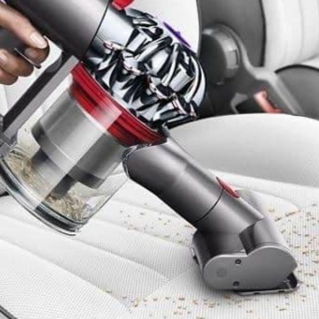 ダイソンV8SV10掃除機＋マキタ18vアダプターセット完全分解清掃済み 動作品
