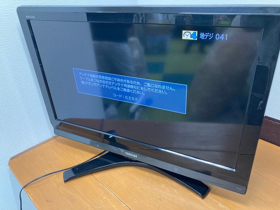 TOSHIBA 液晶カラーテレビ