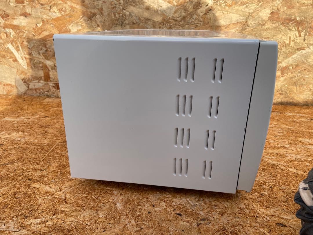 SHARP 電子レンジ 700W 50hz 2018年製 RE-T3-W5