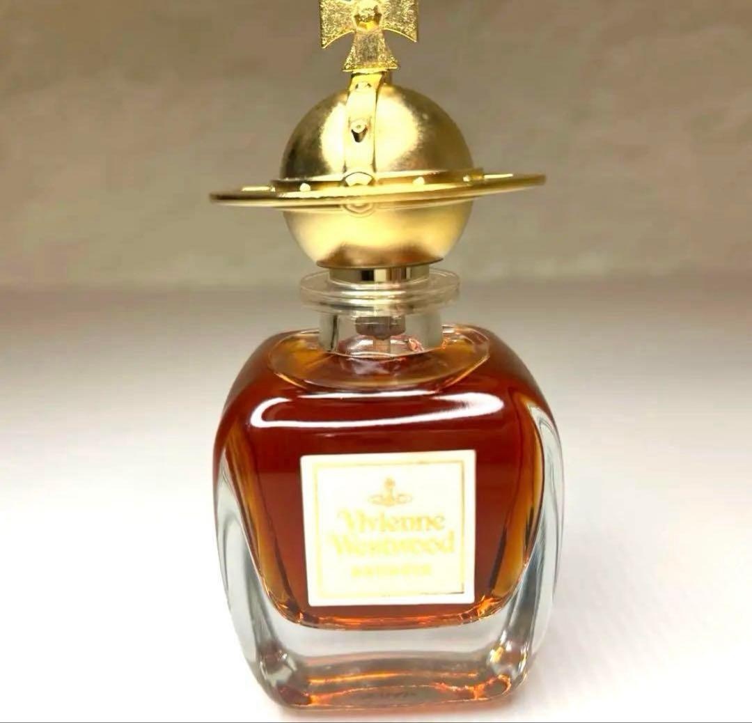 (美品)ヴィヴィアンウエストウッド ブドワール オードパルファム 50ml 箱付
