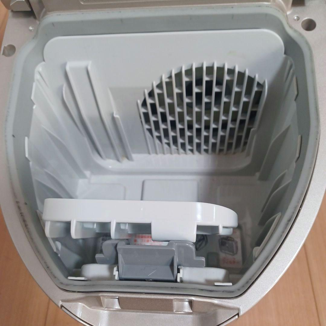 SANYO サイクロン式 掃除機　クリーナー