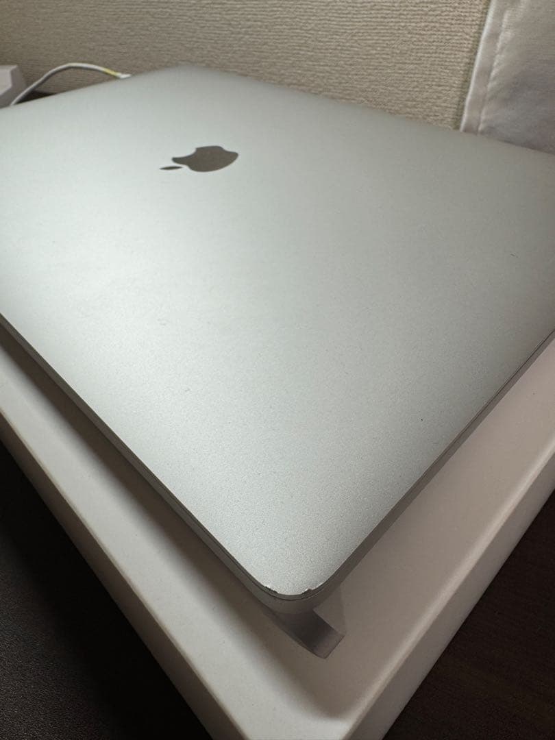 MacBook本体 MacBook Pro 2019 16inch 1TB core i7