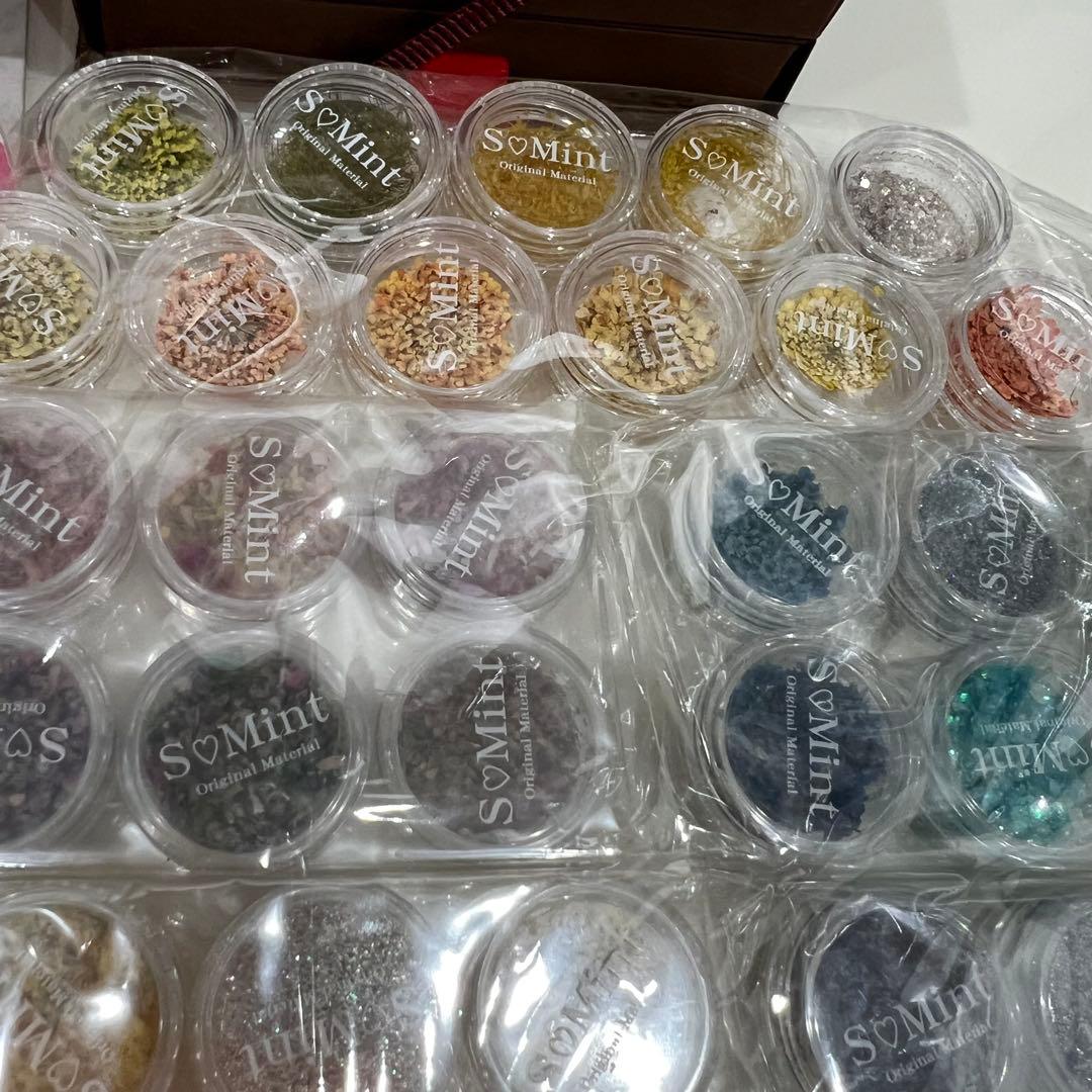 ①mao nail ジェルネイル 限定カラー多数　ドライフラワーマオジェル