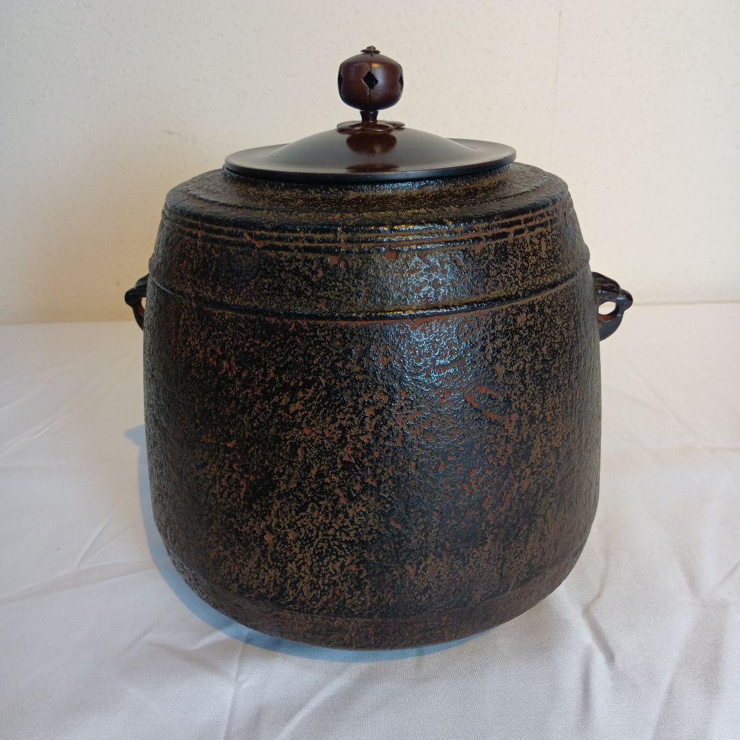 値下げ茶道具　南部盛岡(熊谷喜平作)面取風炉　 梵鐘釜、五徳一式　共箱　しおり付
