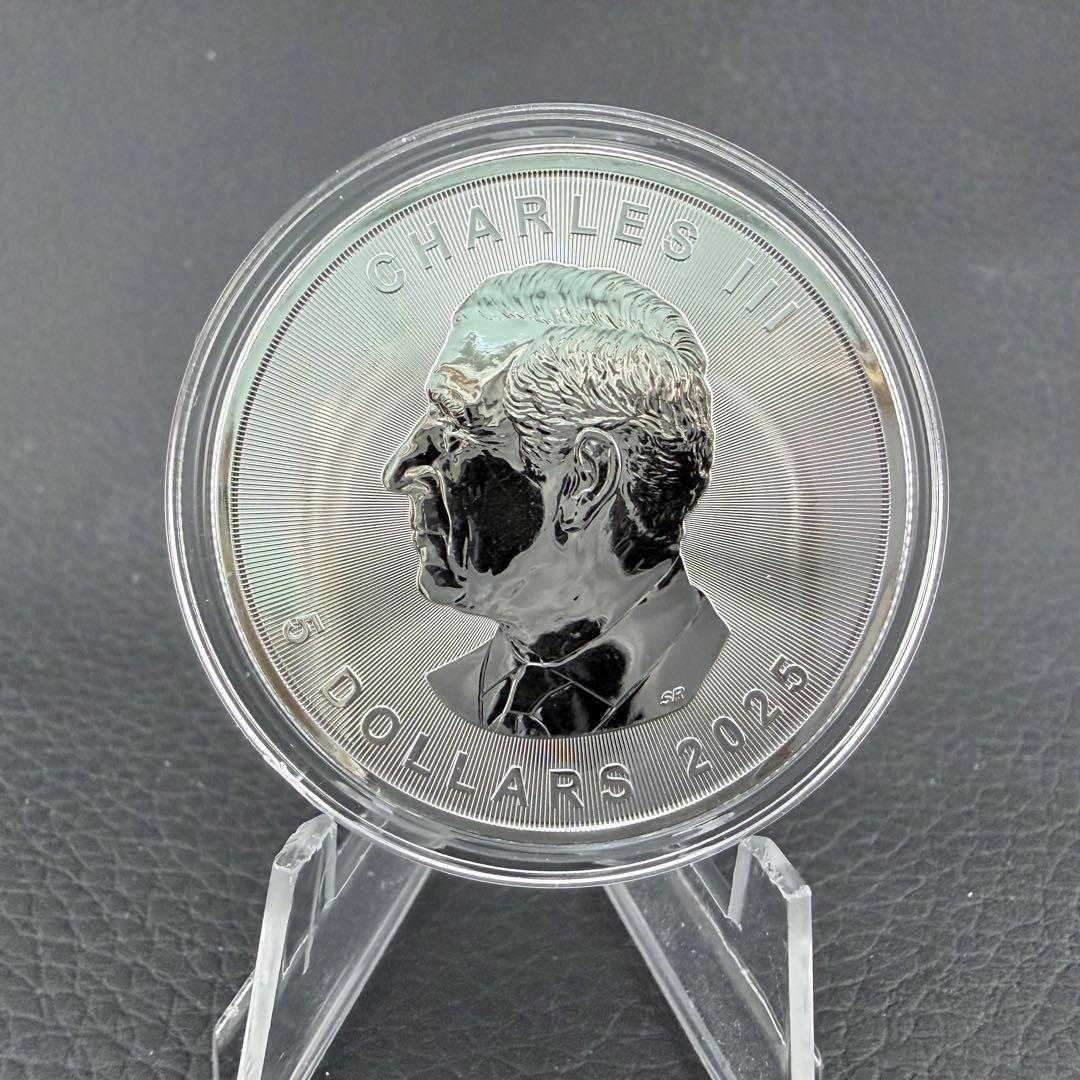 メイプルリーフ 銀貨 カラー ステンドグラスバタフライ 動物と芸術の調和 1oz