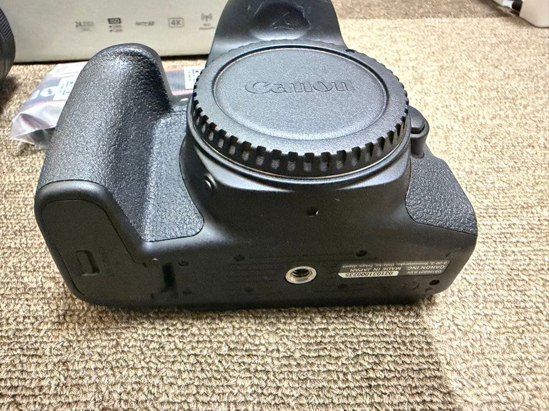 Canon EOS Kiss X10i 極美品 2000ショット以下