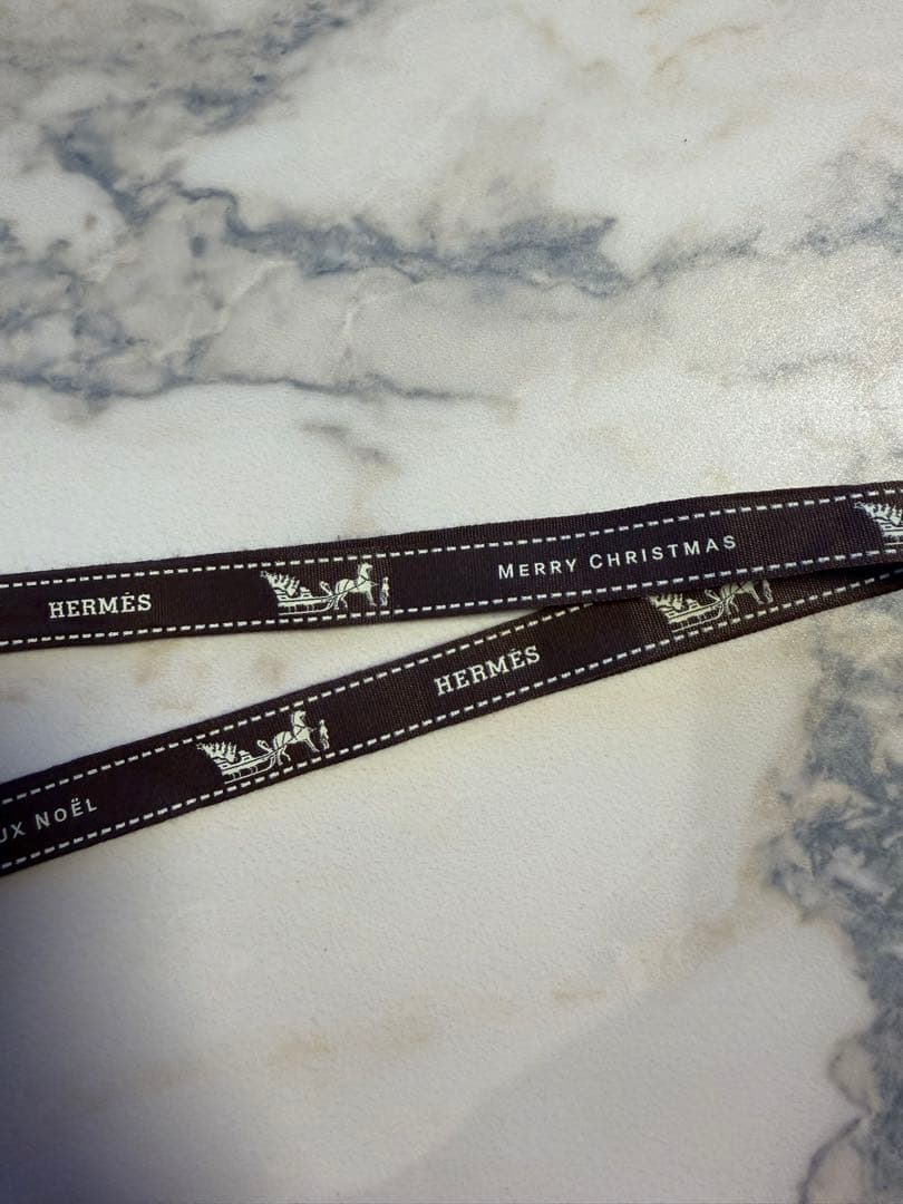 HERMES エルメス ティンティッドリップバーム 27 ローズ・コンフレ