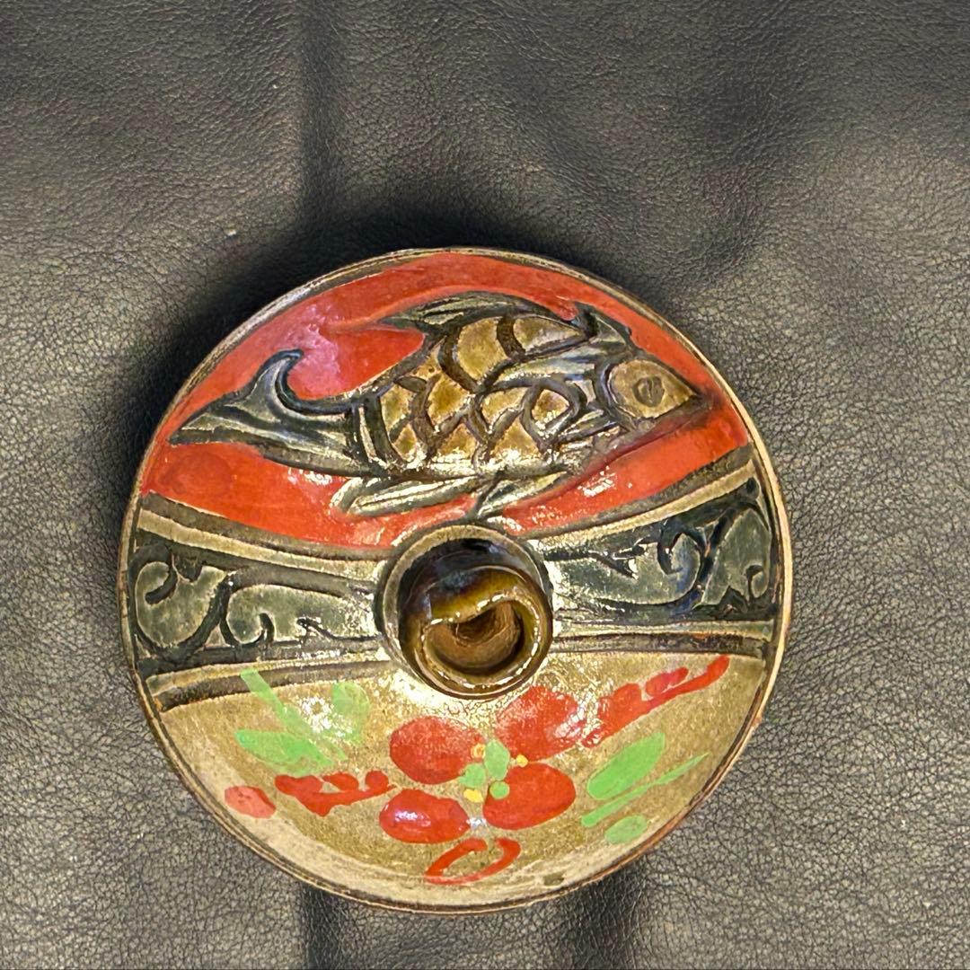 か*ん様 【壺屋焼】金城一門【金城と× 赤絵魚紋（あかえぎょもん）陶器容器 【お