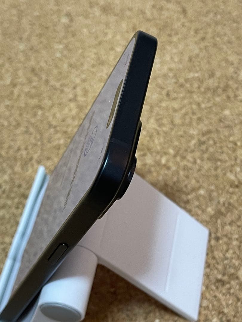 d*n様 iPhone 15美品 部品どり用　ジャンク