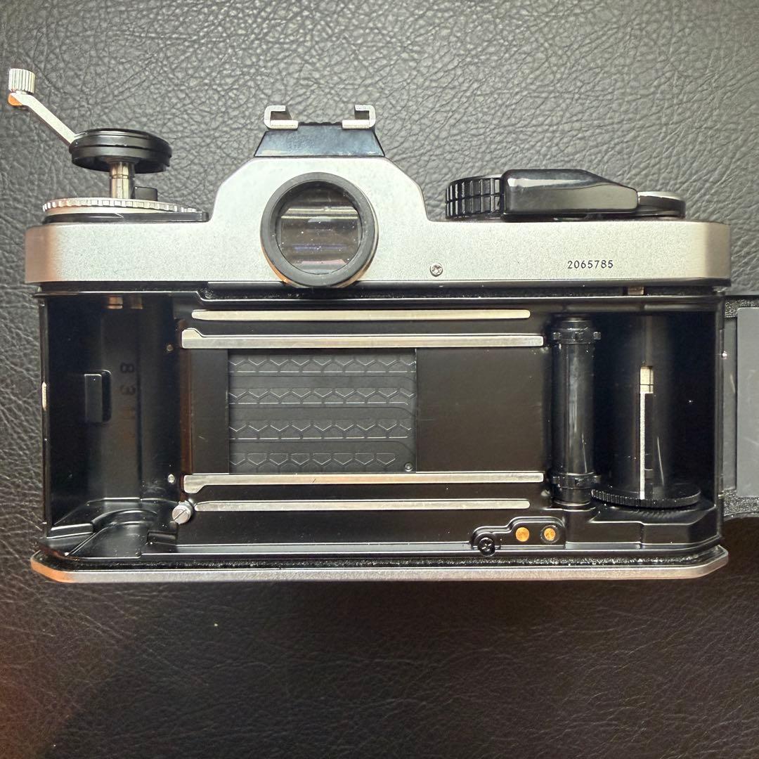 Nikon FE2 一眼レフカメラ 35-70mmレンズ付き