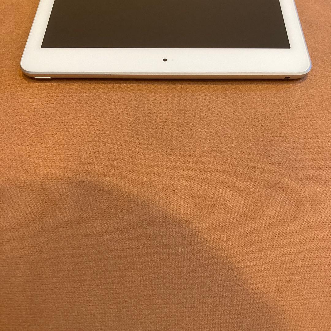 3922【早い者勝ち】iPad5 第5世代 32GB WIFIモデル☆