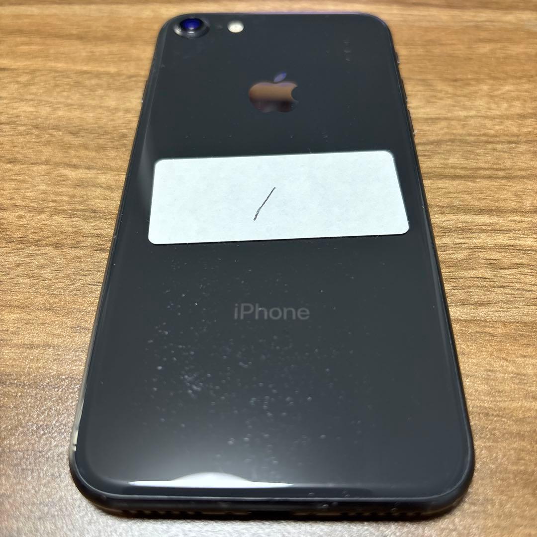 美品 Apple iPhone 8 64GB バッテリー84%