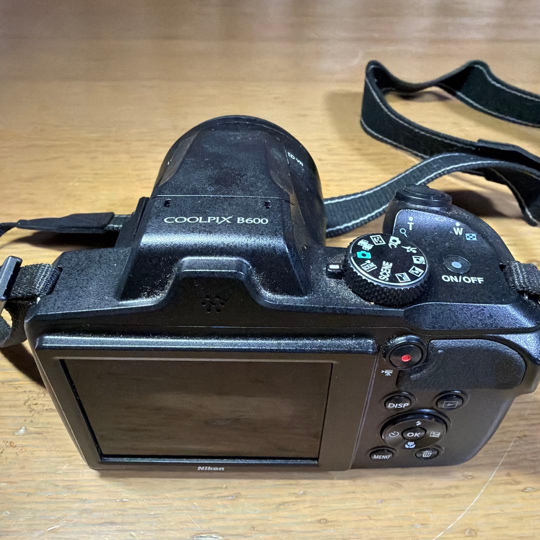 Nikon COOLPIX B600 本体のみ