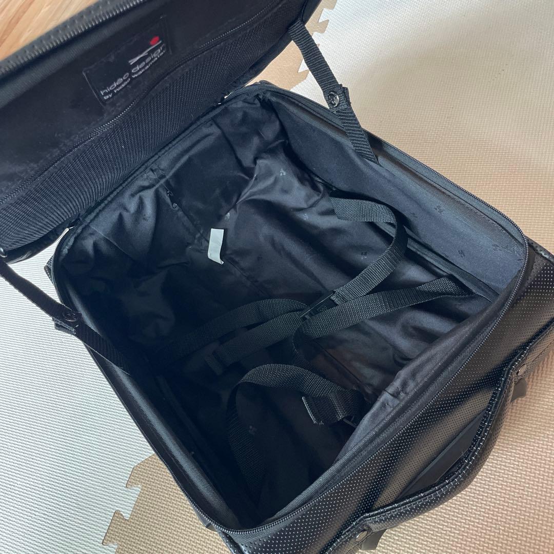 ヒデオワカマツ⭐︎【機内持ち込みサイズ】アイラ　スーツケースBLACK
