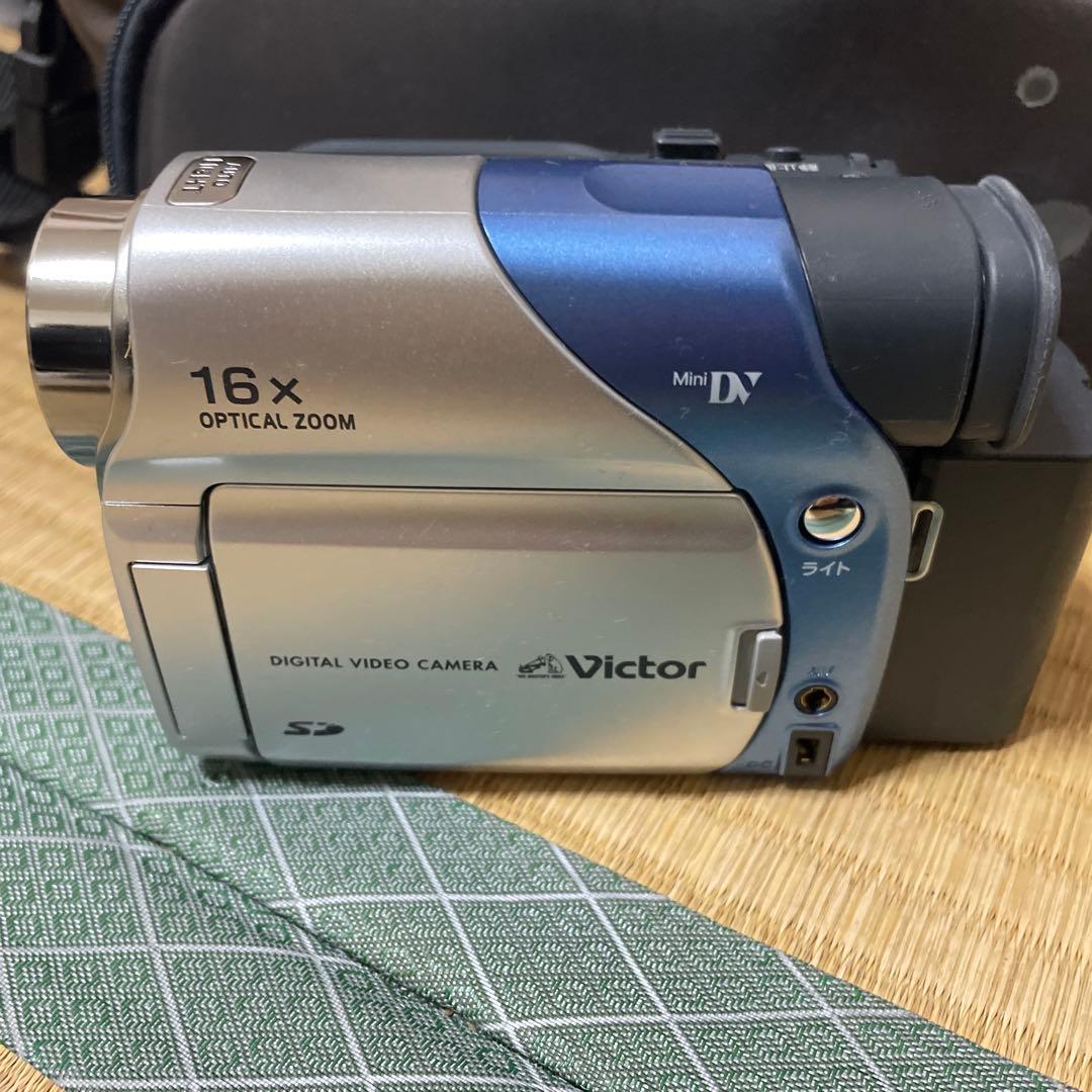 匿名配送　Victor デジタルビデオカメラ 16倍光学ズーム