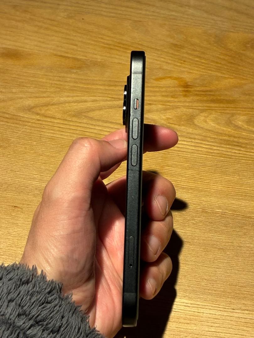 【美品】iPhone15 128GB ブラック SIMフリー Apple購入箱有