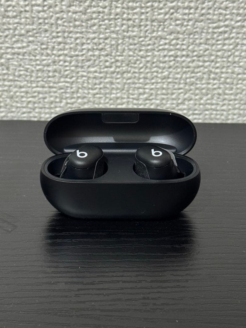 【ほぼ新品】Beats Solo Buds ワイヤレスイヤホン ブラック