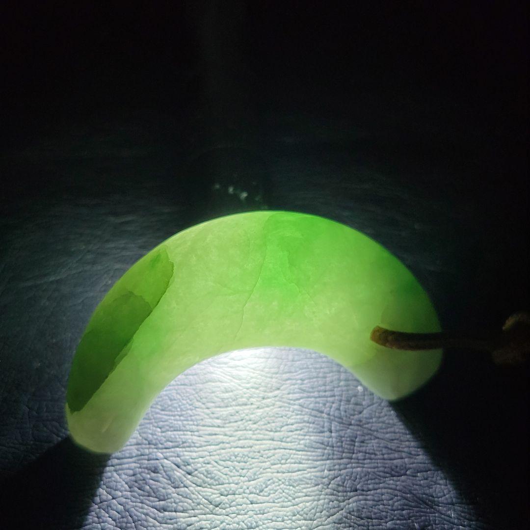 糸魚川翡翠:勾玉　MT0056