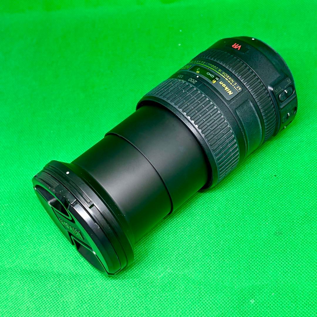 ニコン AF-S DX VR 18-200mm f3.5-5.6G IF-ED
