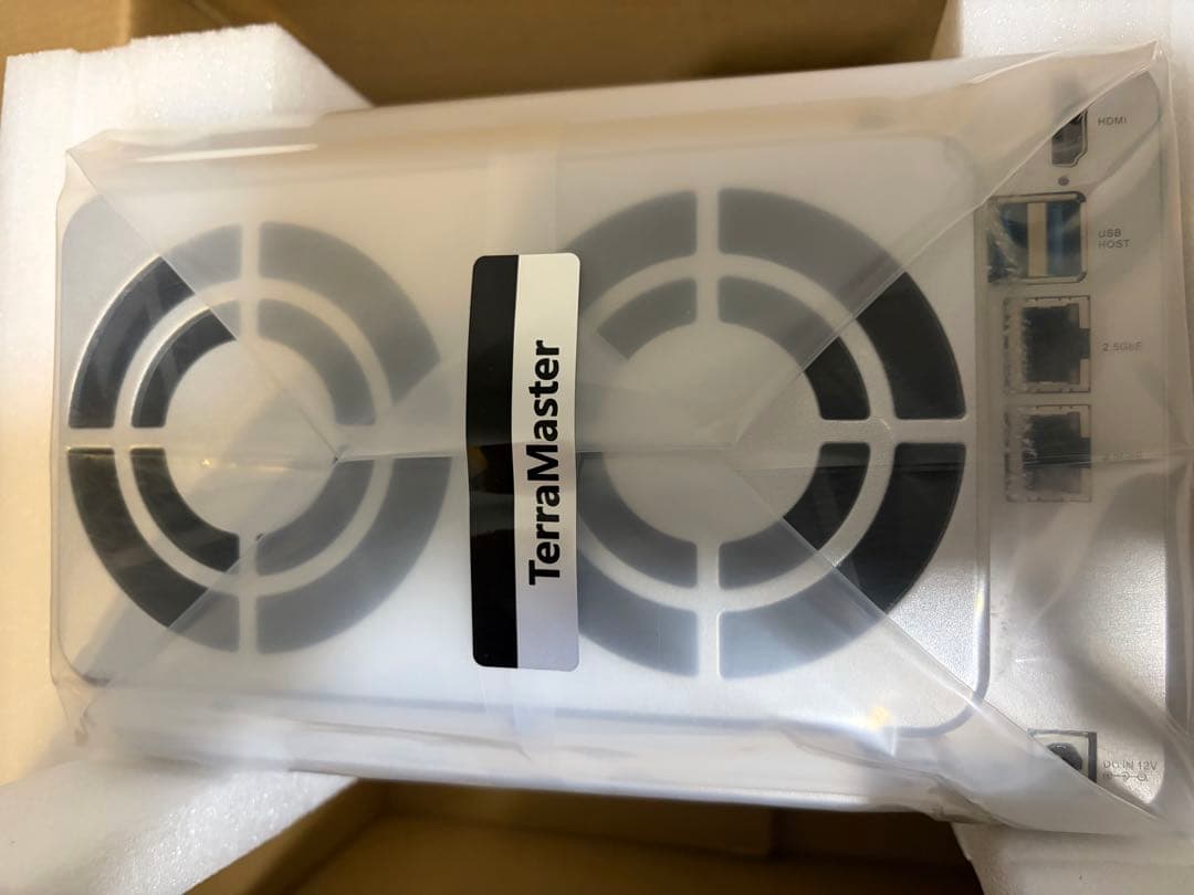 新品未使用TerraMaster F4-223 4ベイ NAS
