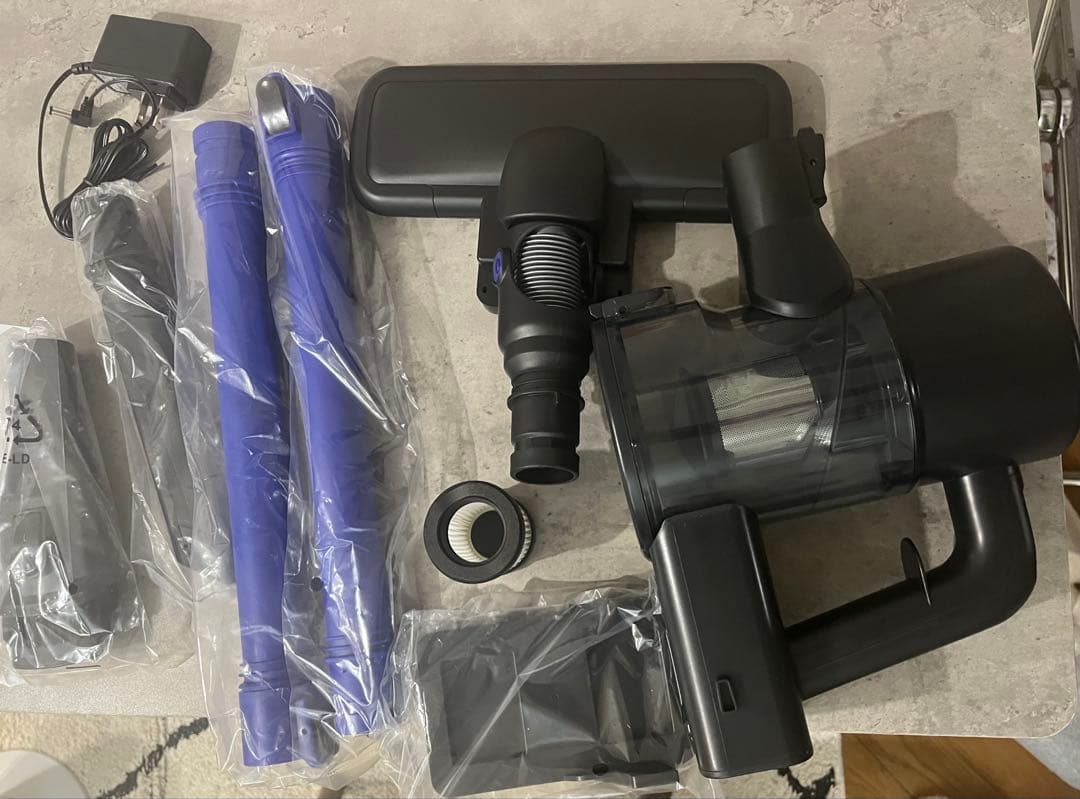 スマイル様コードレス掃除機 YEE C 軽量スティック 強力吸引 一人暮らしにも