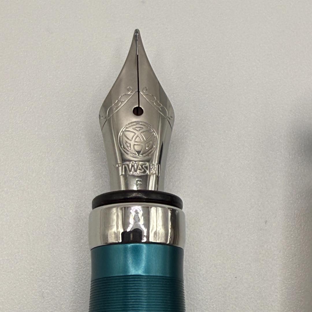 美品 TWSBI ダイヤモンド 580AL R プルシアンブルー M 万年筆