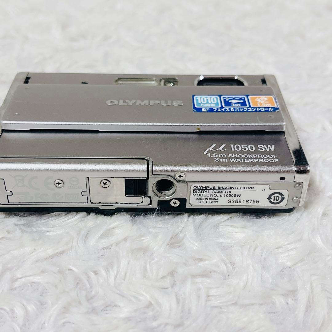 OLYMPUS μ 1050SW シルバー 防水・耐衝撃 動作確認済み