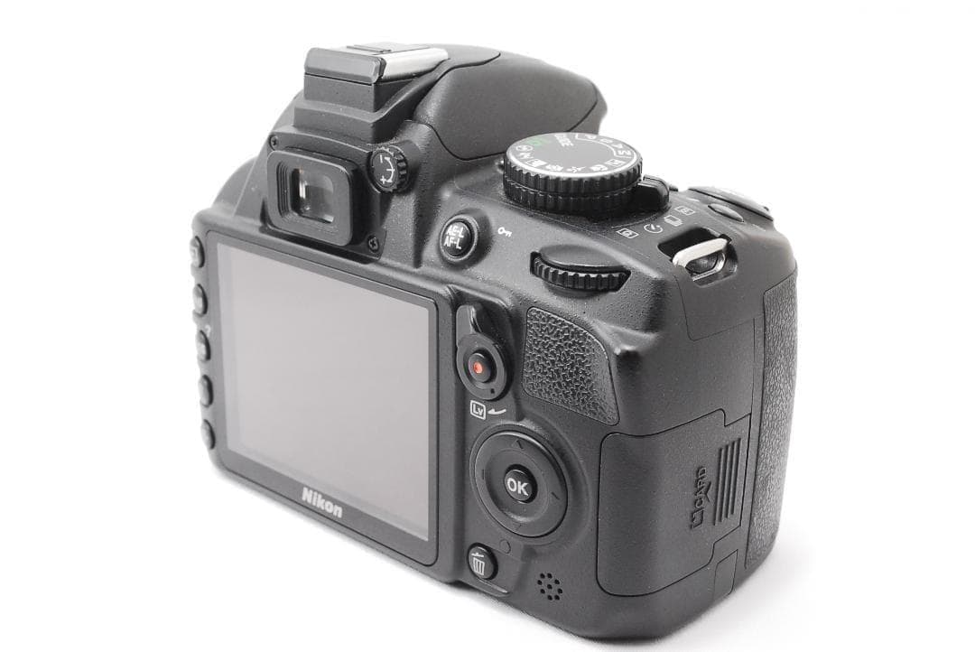 低ショット数美品✨Nikon D3100　スマホ転送　一眼レフ初心者 すぐ使える