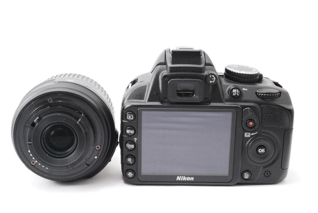 低ショット数美品✨Nikon D3100　スマホ転送　一眼レフ初心者 すぐ使える