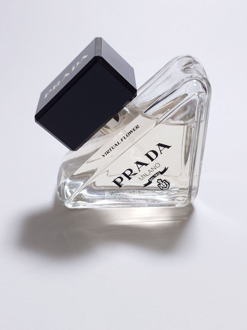 プラダ パラドックス ヴァーチャル フラワー オーデパルファム　50ml
