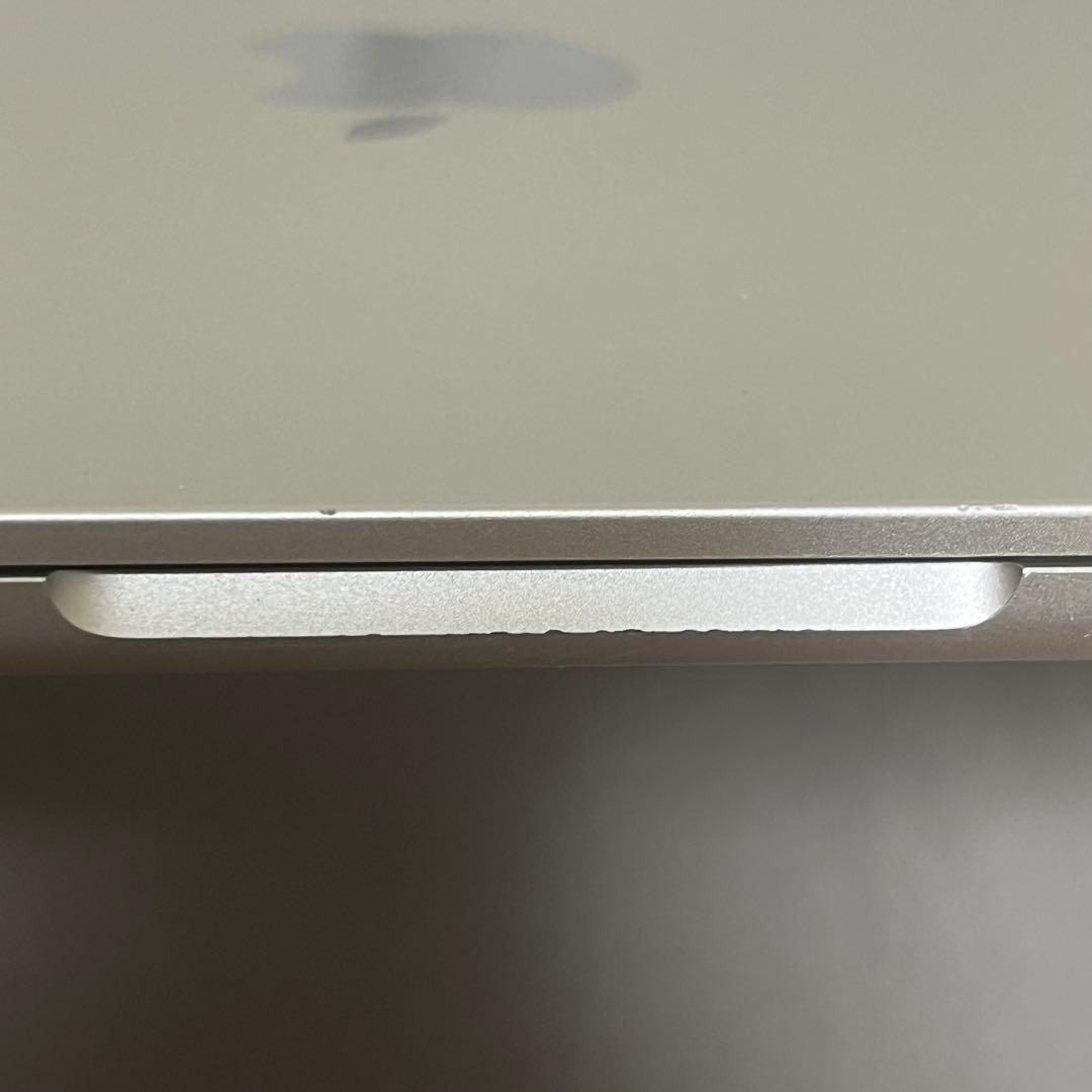 MacBook Air M2 2022 8GB/256GB 箱付き美品