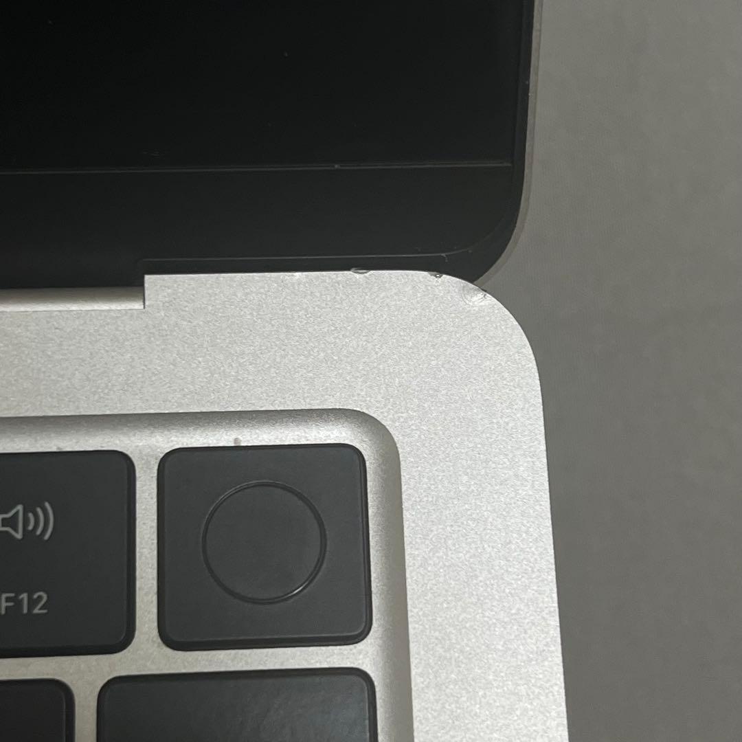 MacBook Air M2 2022 8GB/256GB 箱付き美品