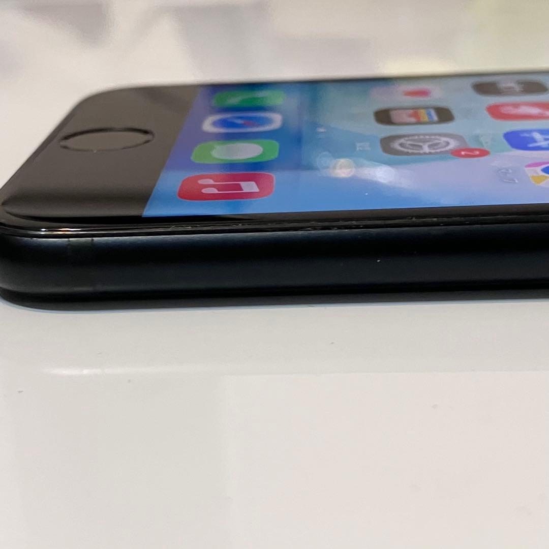 バッテリー新品　iPhoneSE第3世代　本体64GB SIMフリー