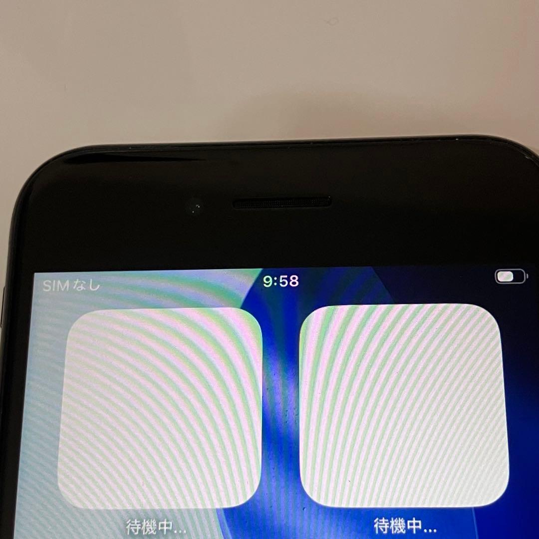 バッテリー新品　iPhoneSE第3世代　本体64GB SIMフリー