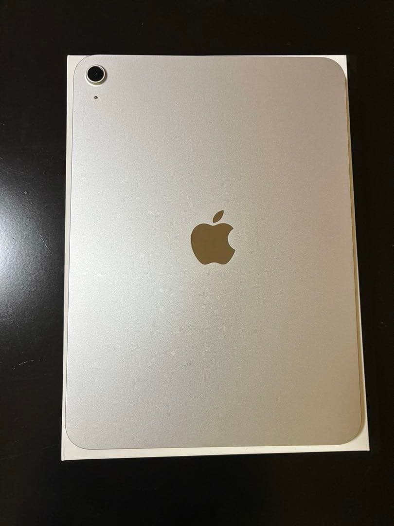 【超美品】iPad11世代【A16】128GBシルバー 本体