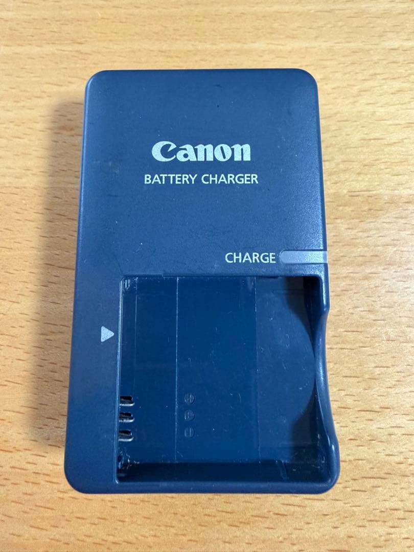 Canon IXY 510IS ゴールド 美品 バッテリー2個 充電器 ケース付