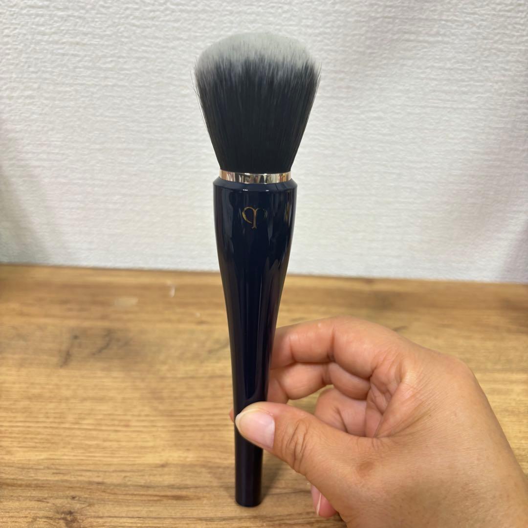 クレドポー フェイスブラシ