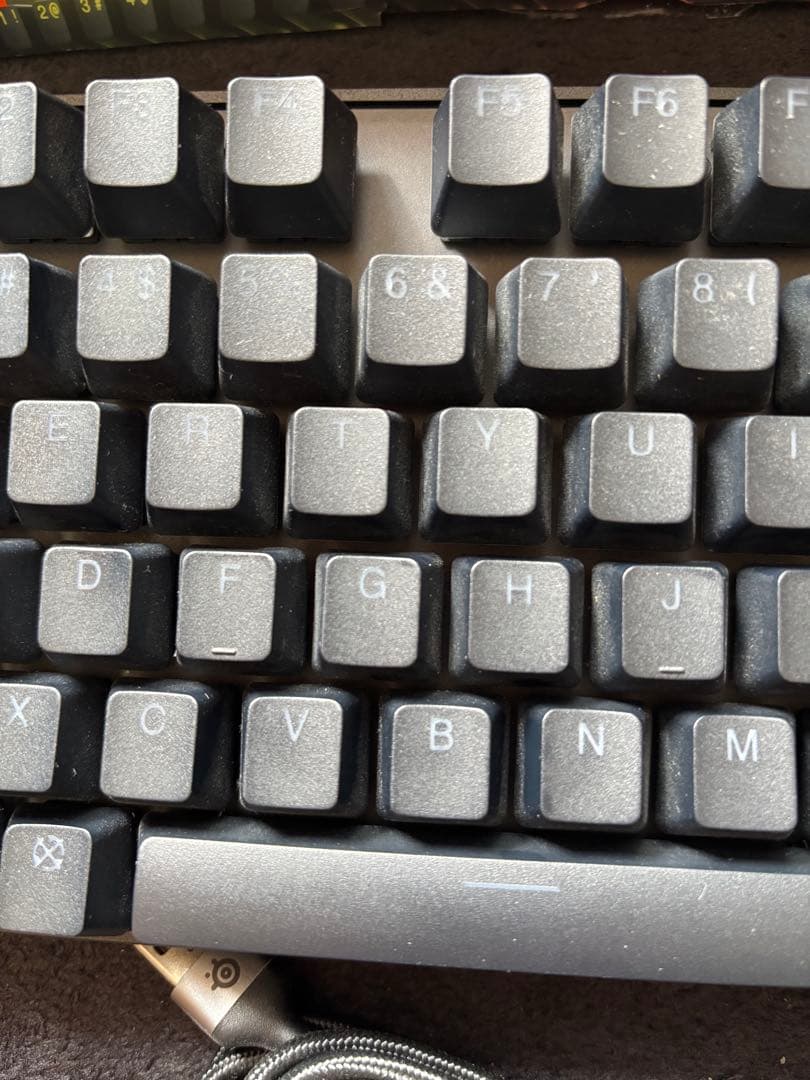 SteelSeries APEX PRO TKL (2023) ブラック　本体