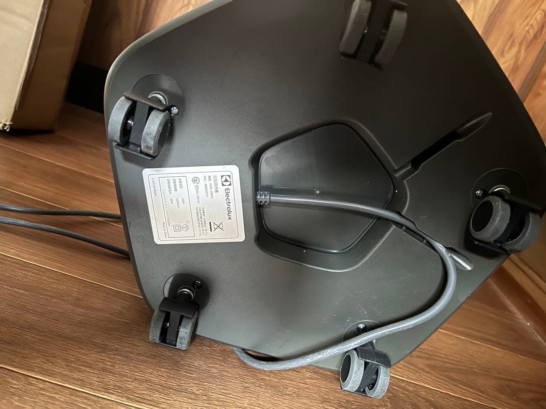 Electrolux 空気清浄機 六角形デザイン