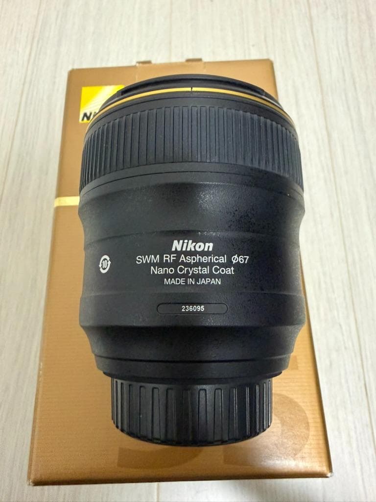 Nikon AF-S NIKKOR 35mm f/1.4G レンズ