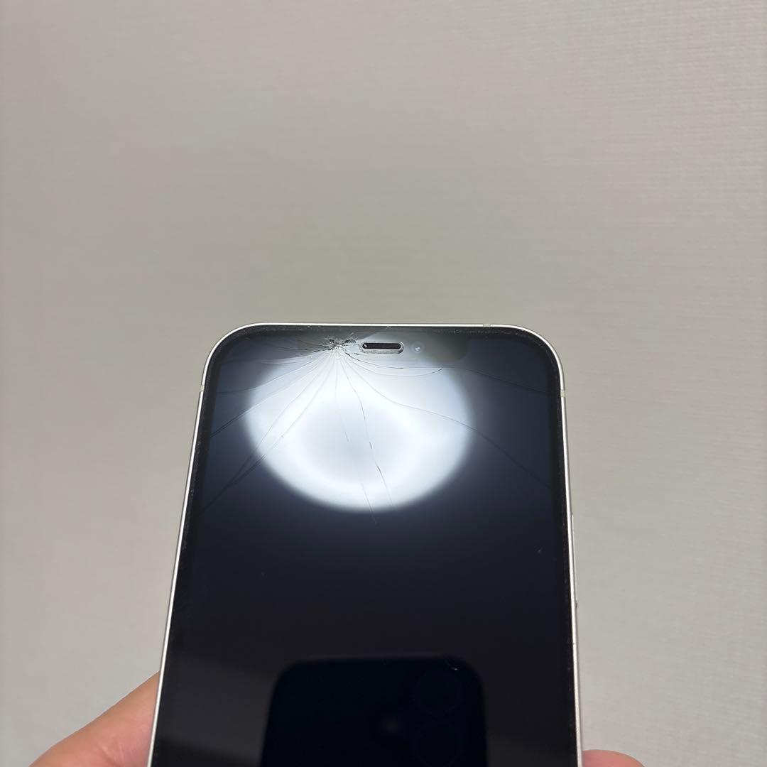 Apple iPhone 12 64GB ホワイト 本体