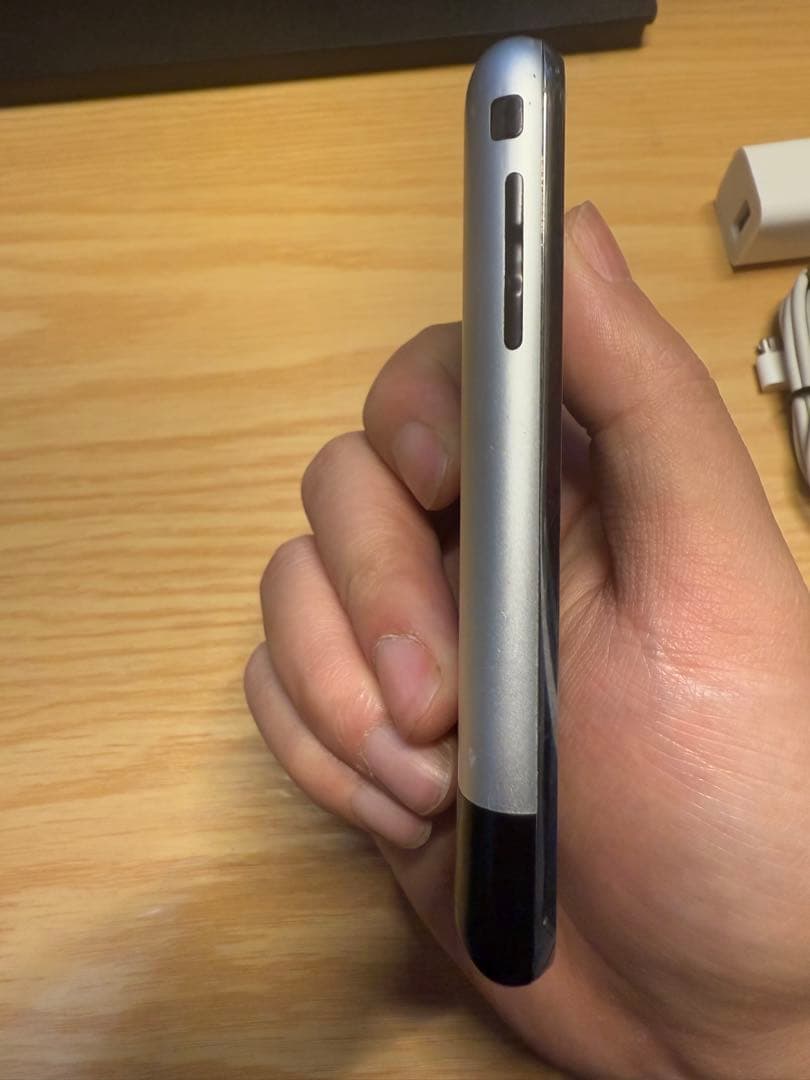 iPhone 2G 美品 日本未発売　8GB 初代iPhone　A1203