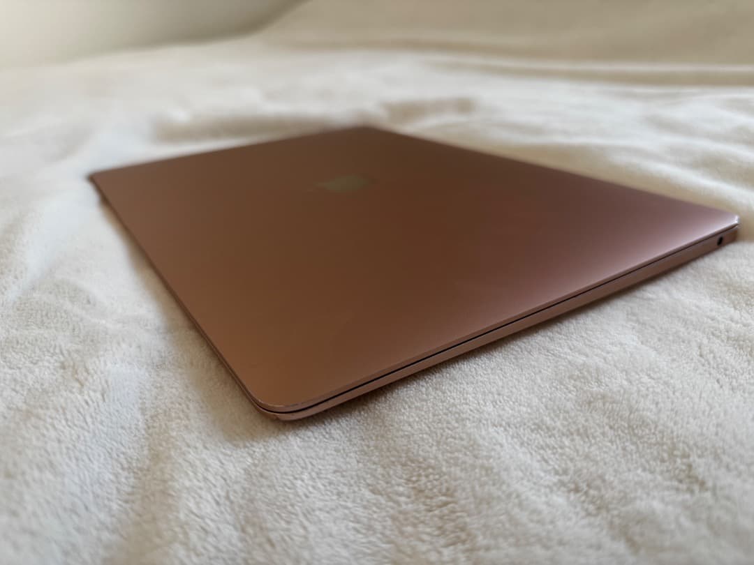 Macbook Air 2020 M1 8GBメモリ512GB SSD US列