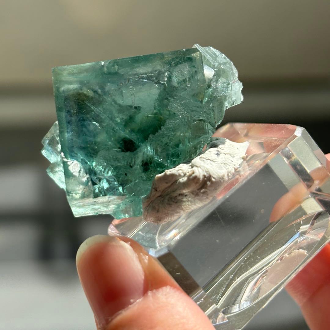 中国 ヤオガンシャン ブルーグリーン フローライト 宝石質 原石 鉱物標本 蛍石