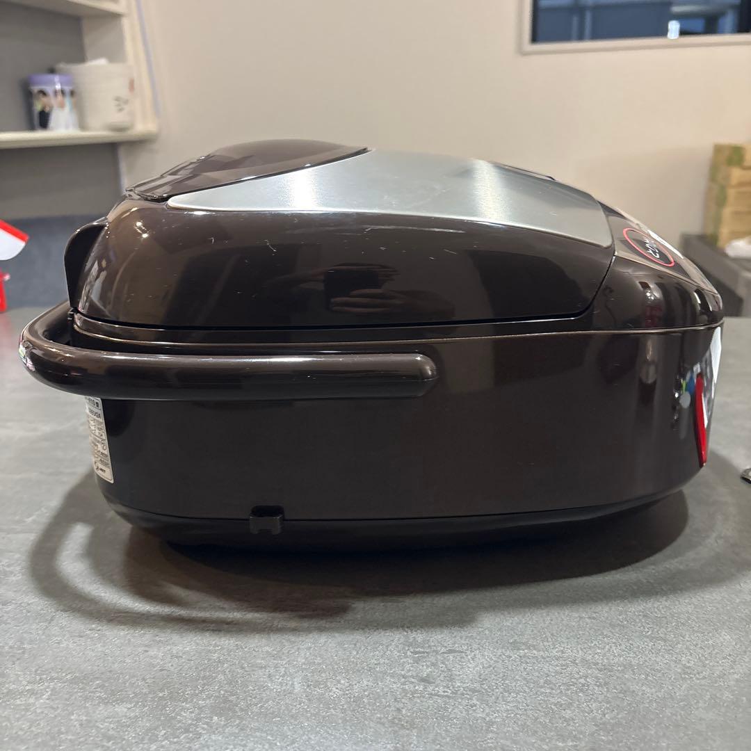 ☆超美品☆ 象印 IH炊飯器 NP-VI10-TA ブラウン 5.5合