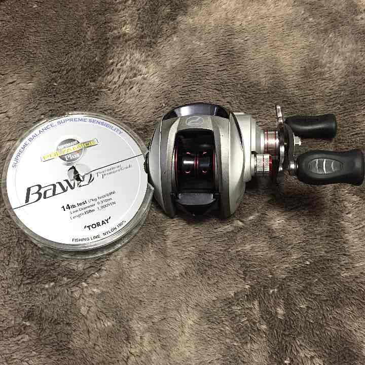 Gear Ratio 7.0:1 釣り リール 糸付き